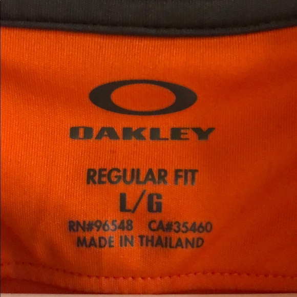 Oakley golf shirt - Picture 2 of 3